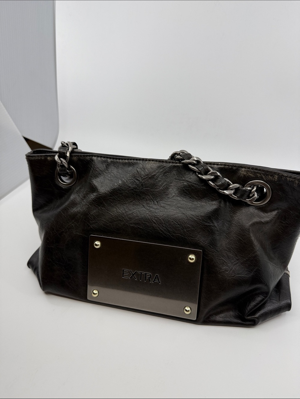Urban Revivo Black Chain-Accent Women's Shoulder & Crossbody Bag